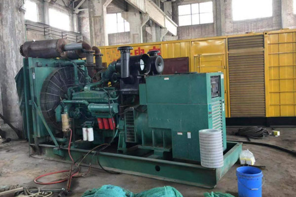 平坝发电机组的空气滤清器应该如何保养？