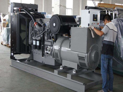 平坝柴油发电机组和储能设备配合使用的案例