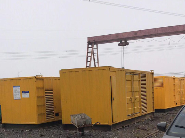 平坝100kw柴油发电机组每小时油耗？