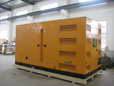 平坝不同类型的发电机组在冬季保养时的注意事项有何差异？