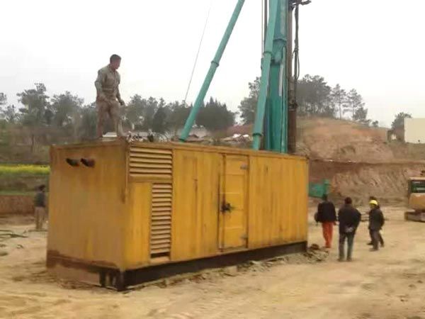 平坝如何判断水冷式机油散热器密封件是否需要更换？